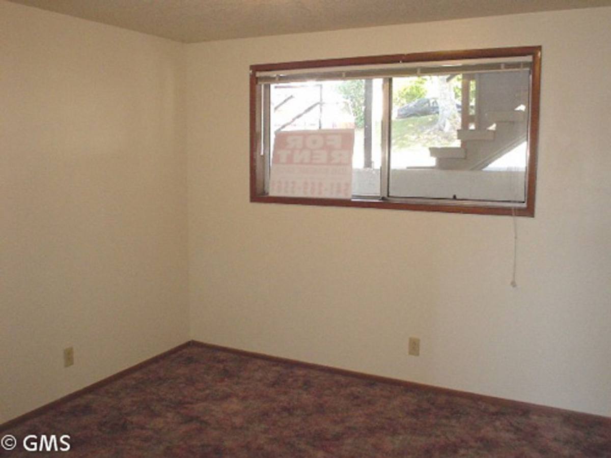Apartment for rent at 2092-2098 Monroe St, North Bend, OR 97459