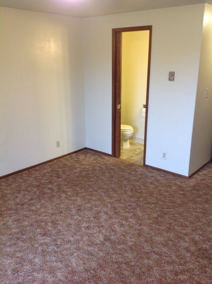 Apartment for rent at 2092-2098 Monroe St, North Bend, OR 97459