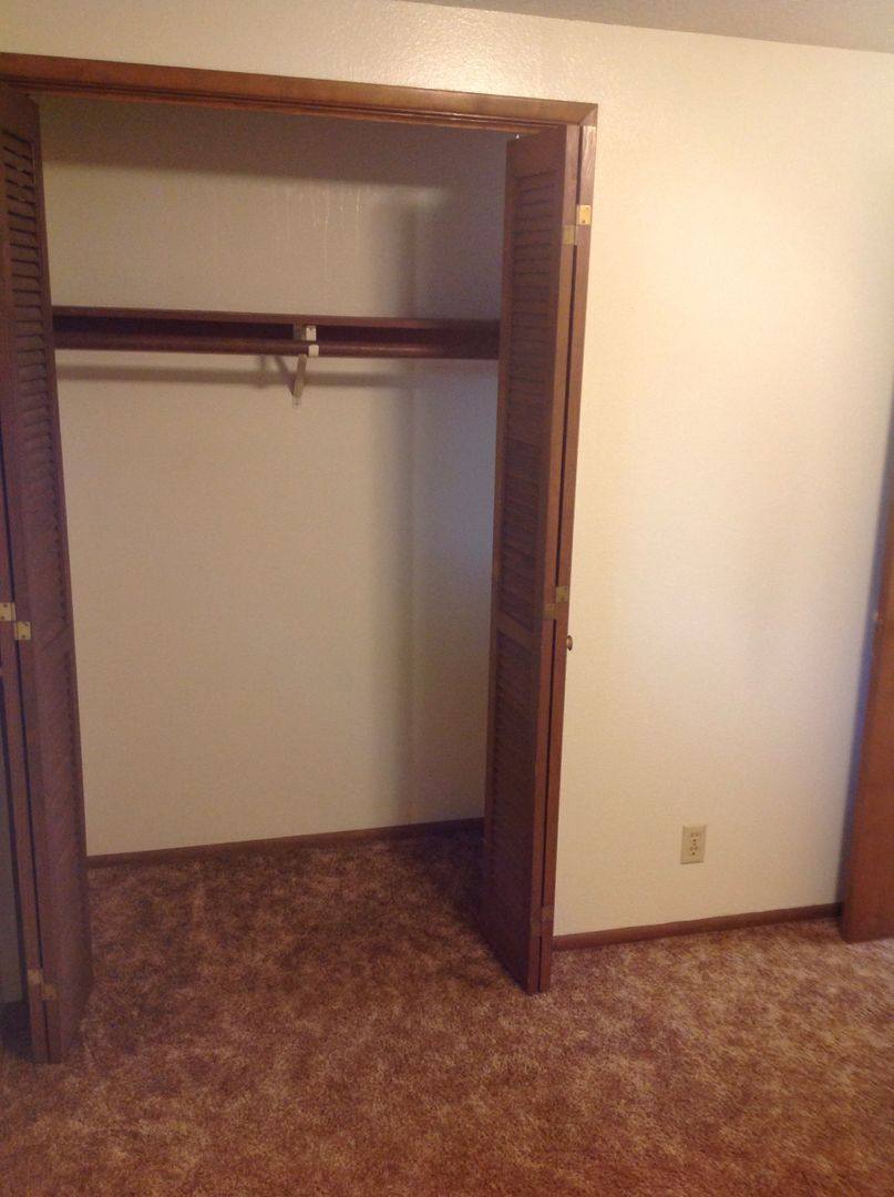 Apartment for rent at 2092-2098 Monroe St, North Bend, OR 97459