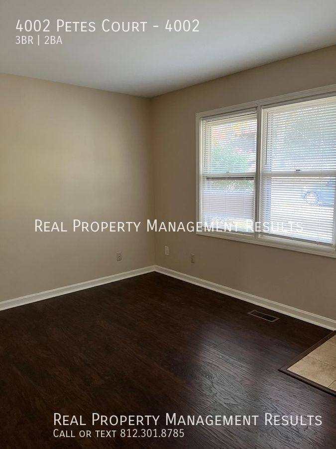 Apartment for rent at 4002 Petes Court, Evansville, IN 47720