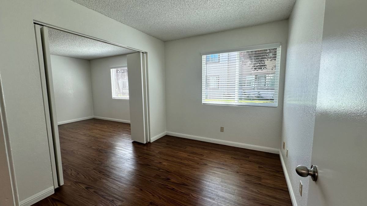 Apartment for rent at 960 W Chestnut Ave, Lompoc, CA 93436