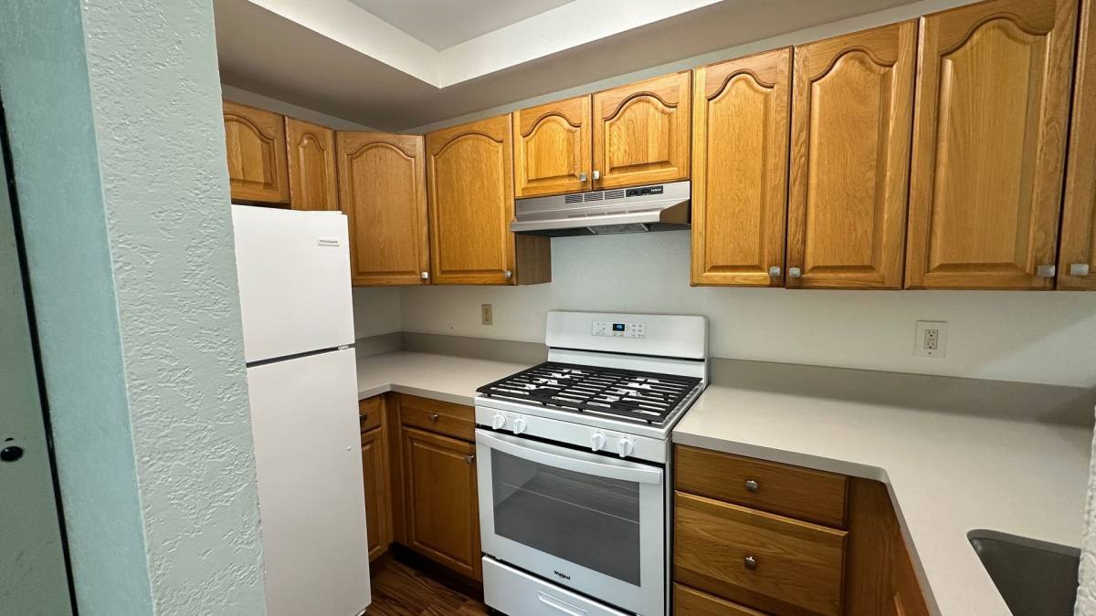 Apartment for rent at 960 W Chestnut Ave, Lompoc, CA 93436