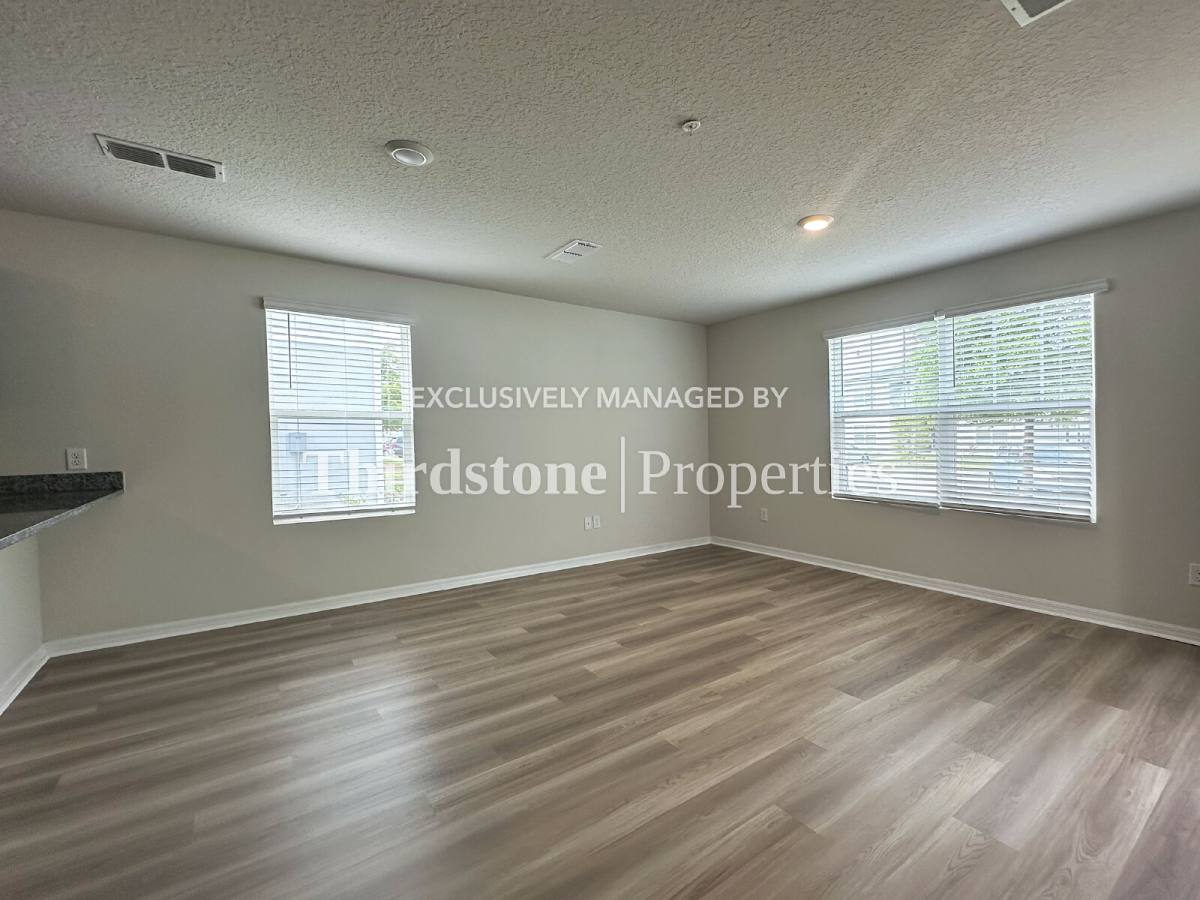 Apartment for rent at 6522 Sweetbay Lane #102, Jacksonville, FL 32244