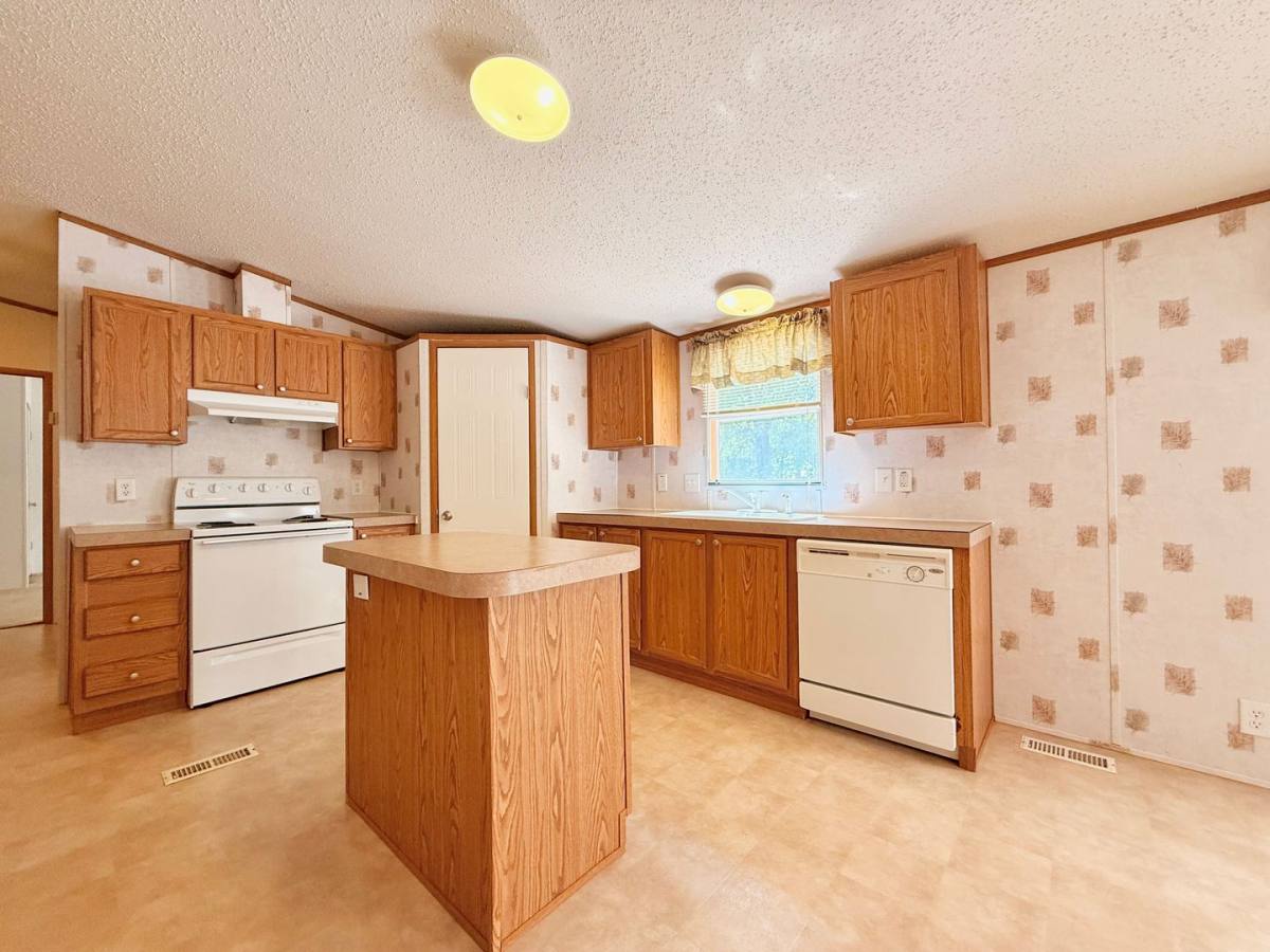 House for rent at 203 Lost Forest Rd, Bracey, VA 23919