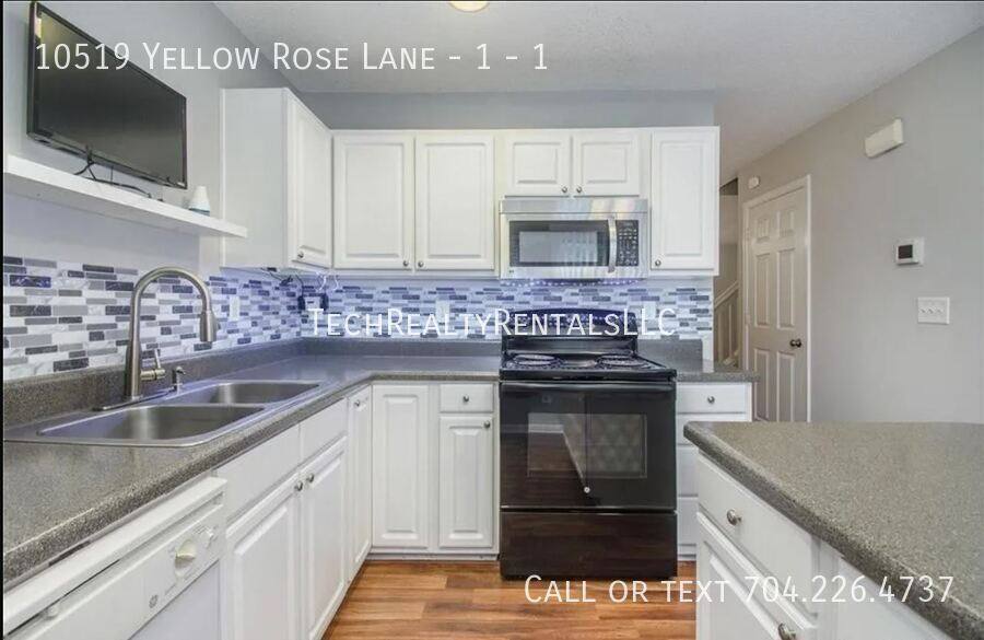 Townhouse for rent at 10519 Yellow Rose Lane - 1 #1, Charlotte, NC 28269