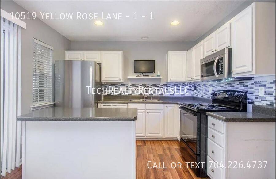 Townhouse for rent at 10519 Yellow Rose Lane - 1 #1, Charlotte, NC 28269