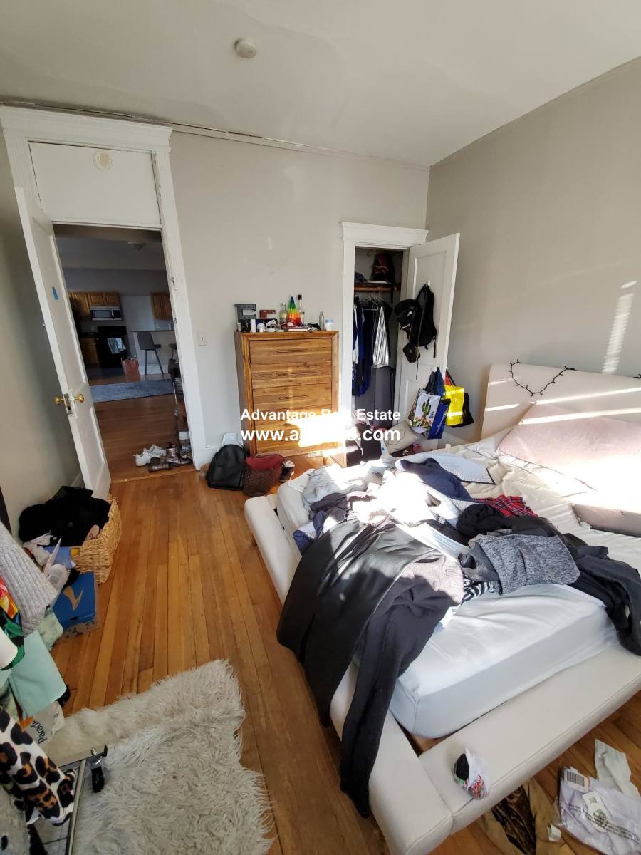Apartment for rent at 1066 Commonwealth Ave #44, Boston, MA 02215