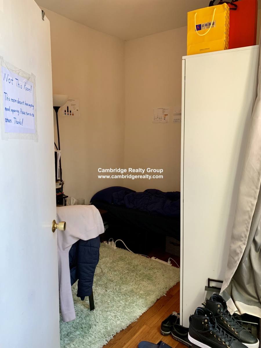 Apartment for rent at 110 Willow St #2, Cambridge, MA 02141