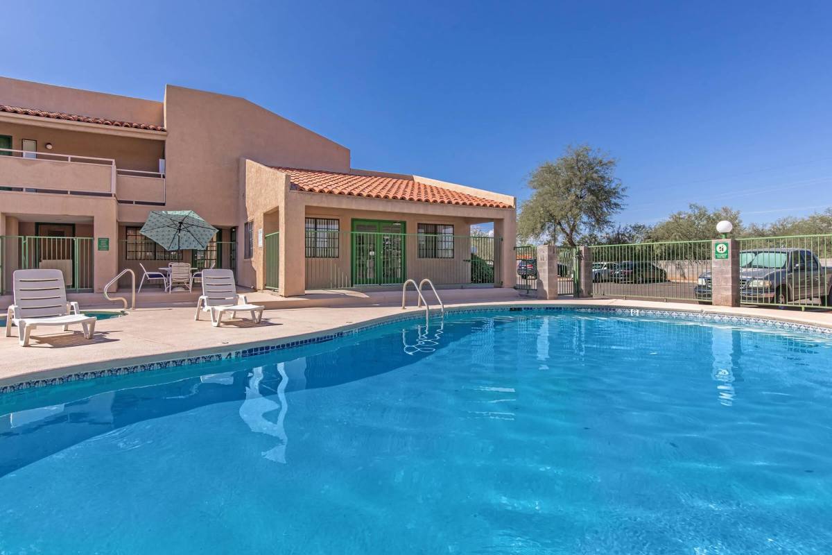 Apartment for rent at 725 S Tucson Blvd, Tucson, AZ 85716