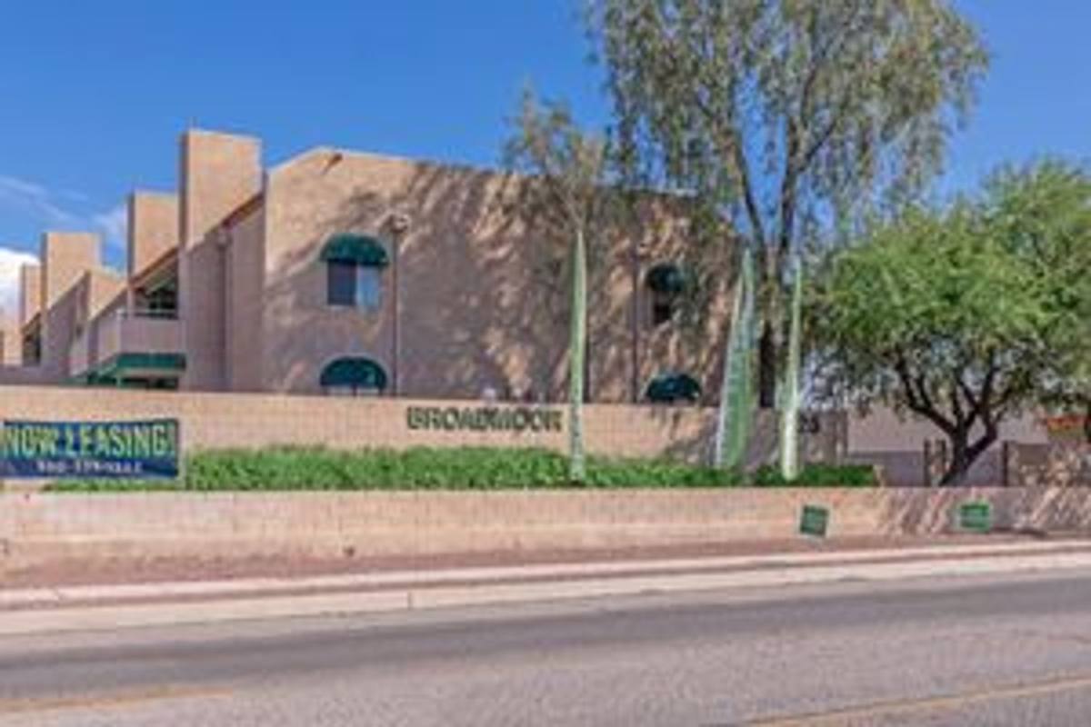 Apartment for rent at 725 S Tucson Blvd, Tucson, AZ 85716