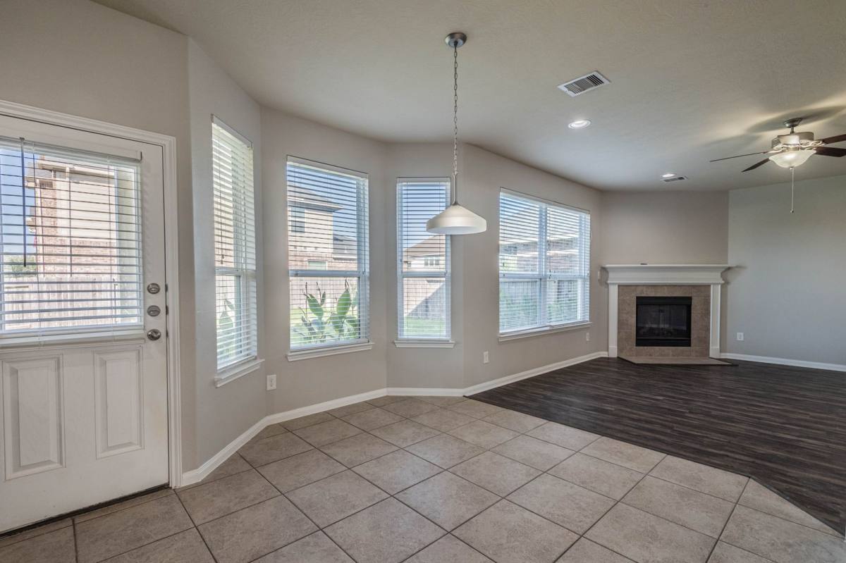 House for rent at 24726 Colonial Elm Dr, Katy, TX 77493