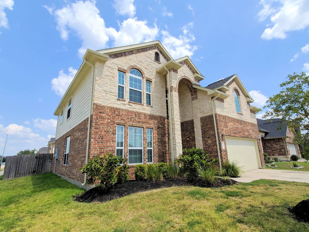 House for rent at 24726 Colonial Elm Dr, Katy, TX 77493