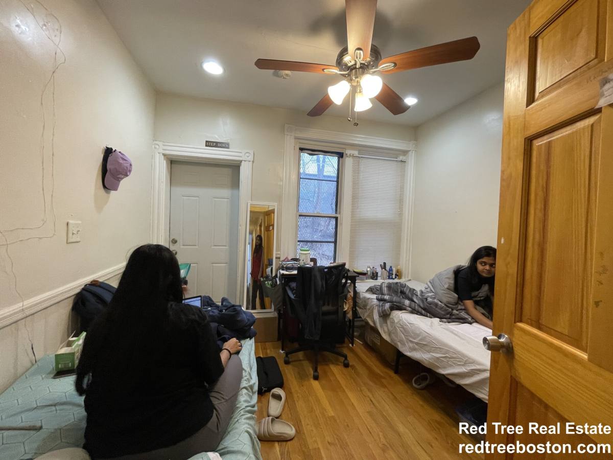 House for rent at 127 Cedar St #3, Roxbury, MA 02119