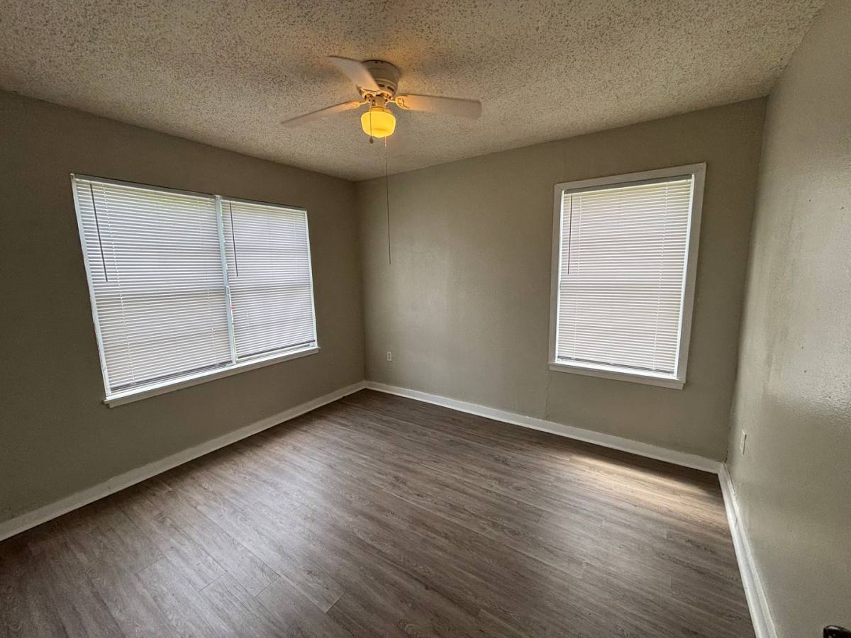 House for rent at 1137 1st Ave N, Texas City, TX 77590