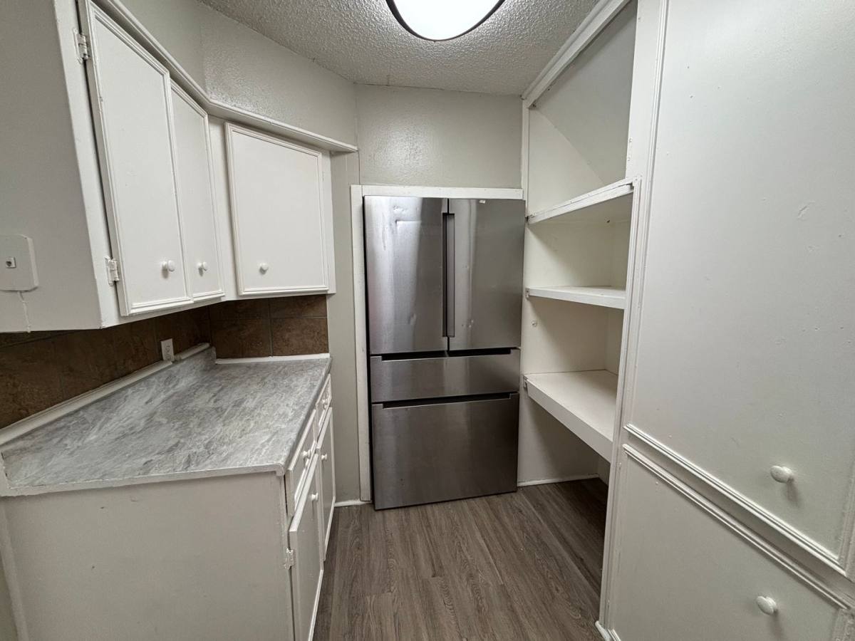 House for rent at 1137 1st Ave N, Texas City, TX 77590