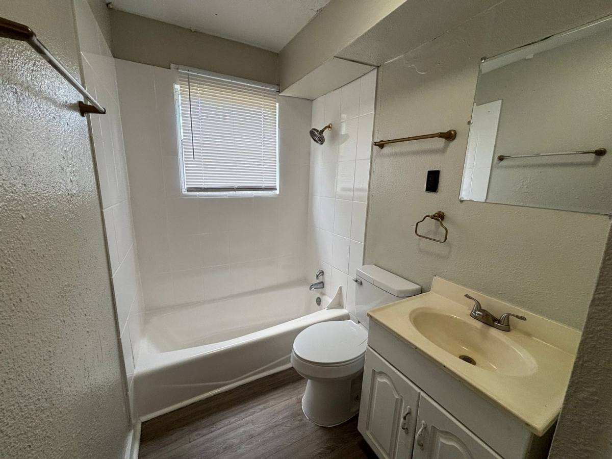 House for rent at 1137 1st Ave N, Texas City, TX 77590