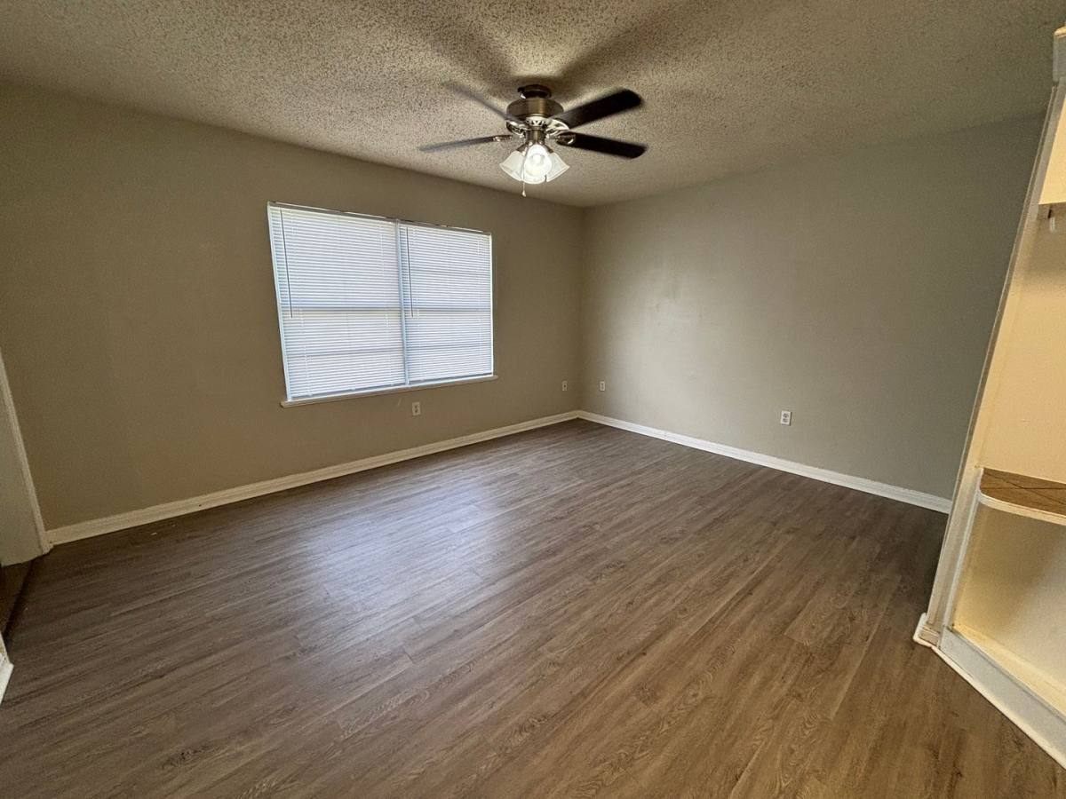 House for rent at 1137 1st Ave N, Texas City, TX 77590