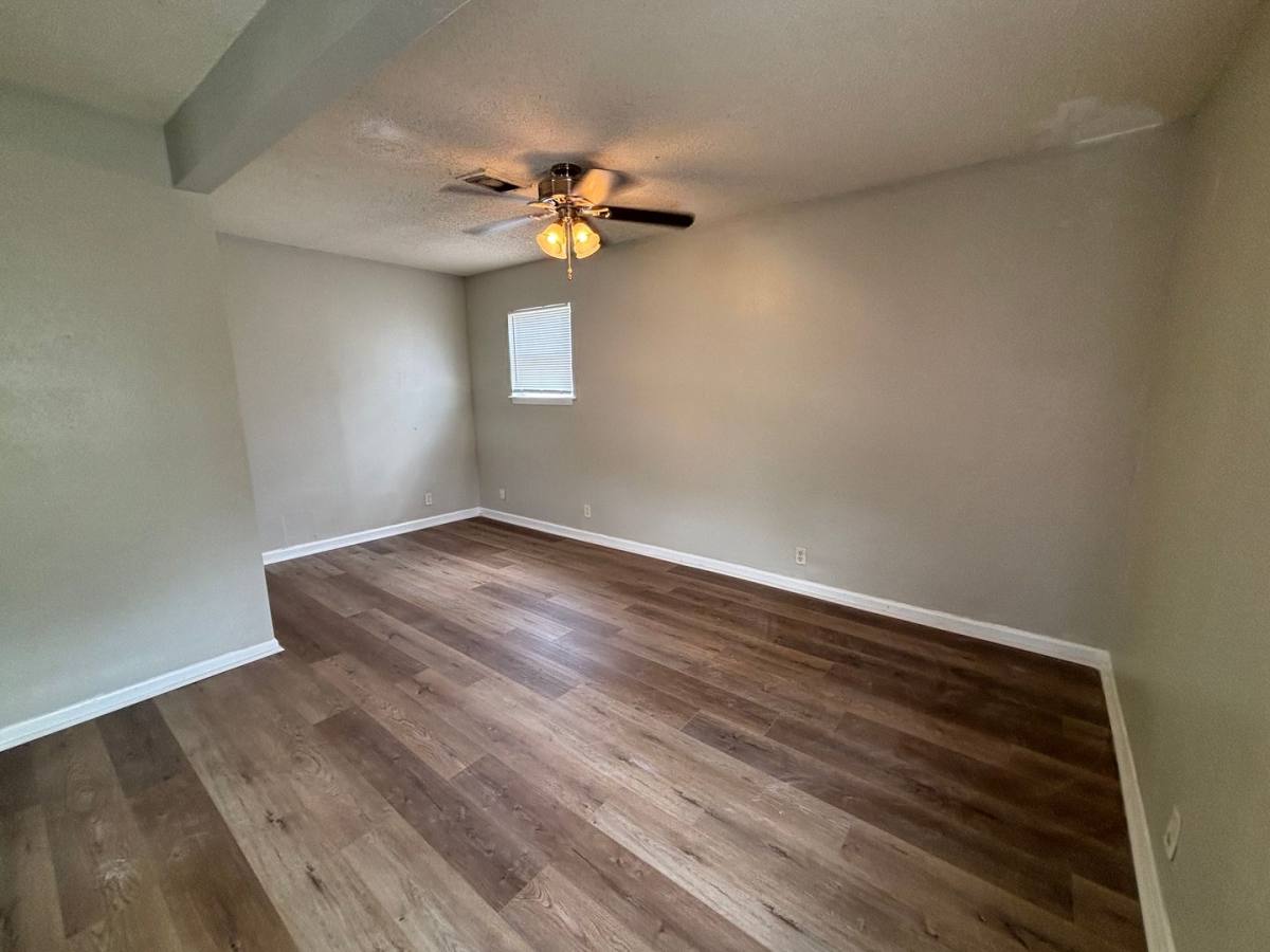 House for rent at 1137 1st Ave N, Texas City, TX 77590