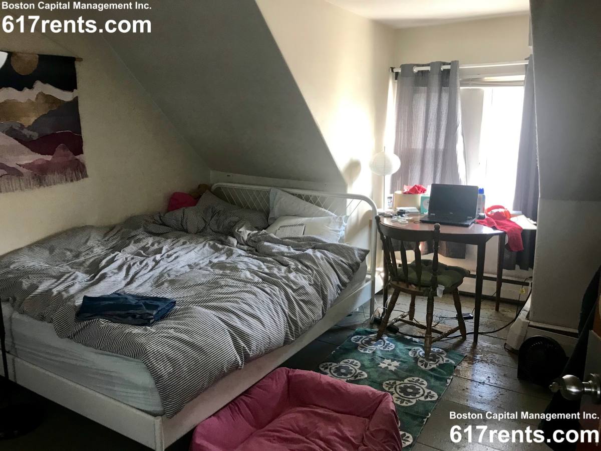 House for rent at 7 Quincy St #2, Somerville, MA 02143