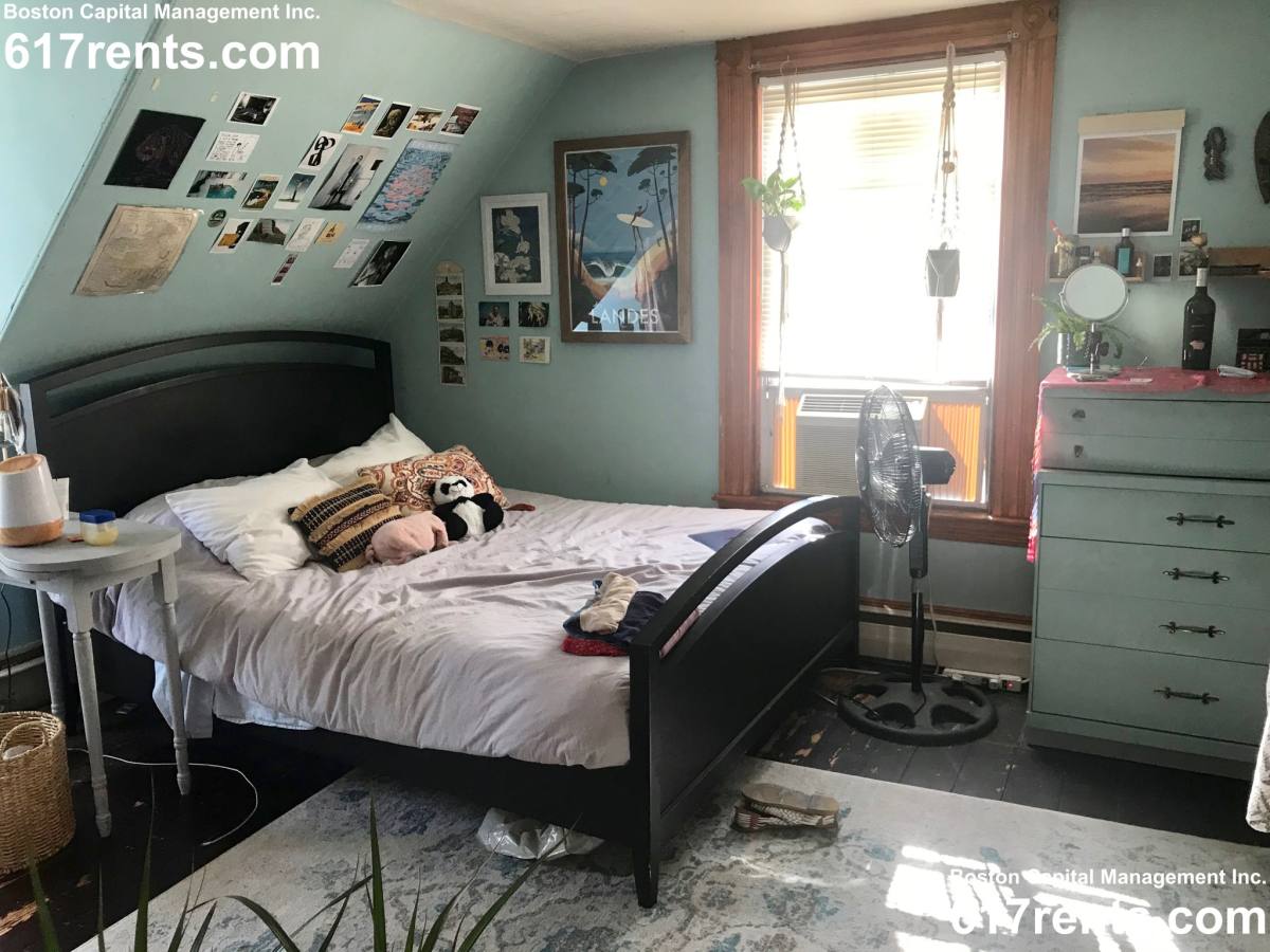 House for rent at 7 Quincy St #2, Somerville, MA 02143