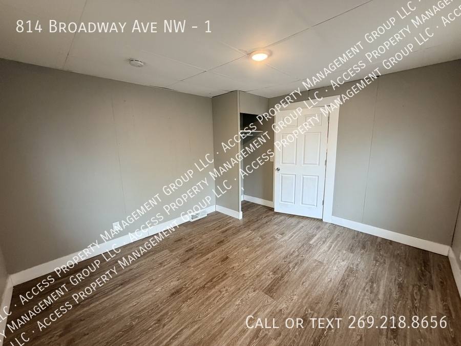 Apartment for rent at 814 Broadway Ave NW #1, Grand Rapids, MI 49504