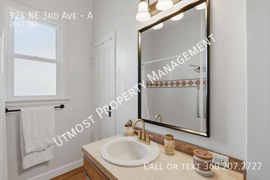 House for rent at 924 NE 3rd Ave #A, Camas, WA 98607