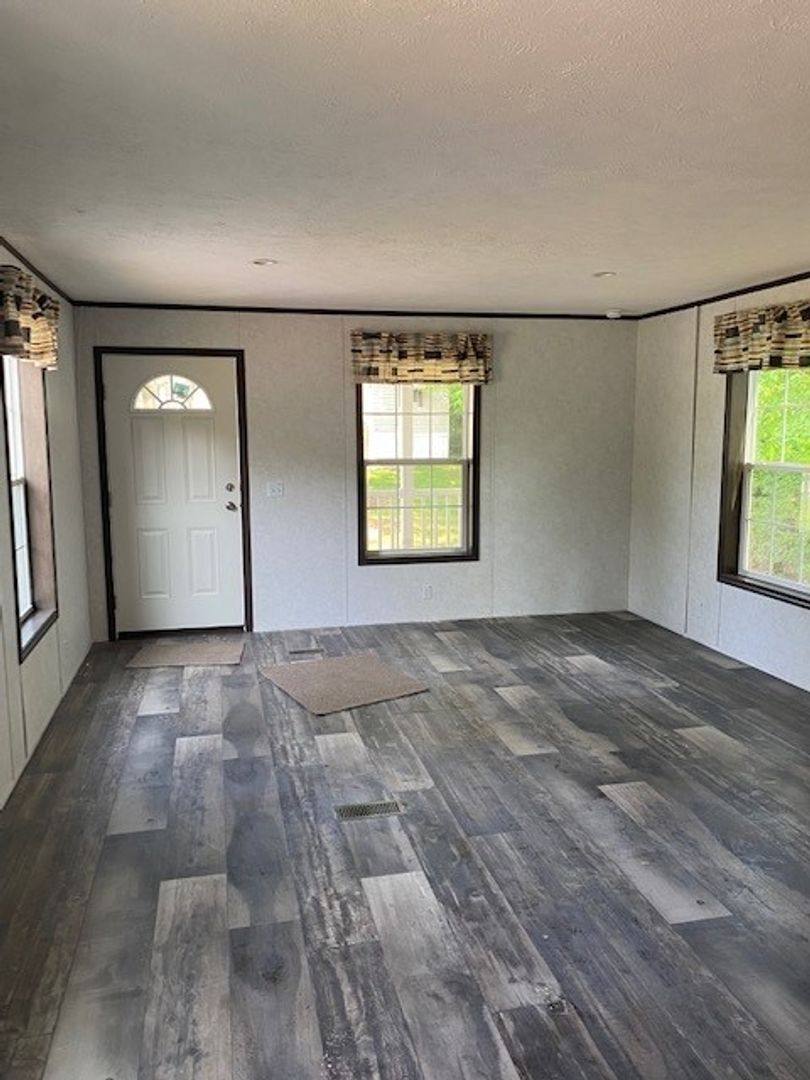 House for rent at 551 Lauschtown Rd #MOBILE Home 7, Denver, PA 17517