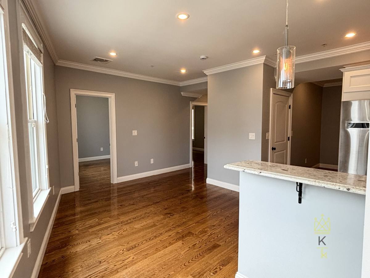 Apartment for rent at 38-42 Hyde Park Ave #5, Jamaica Plain, MA 02130