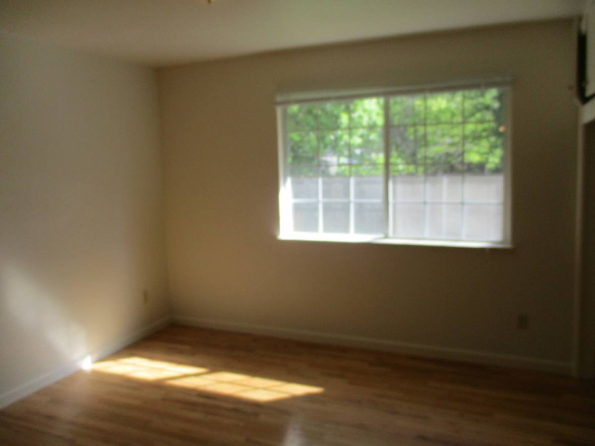 House for rent at 1608 Laburnum Ave, Chico, CA 95926