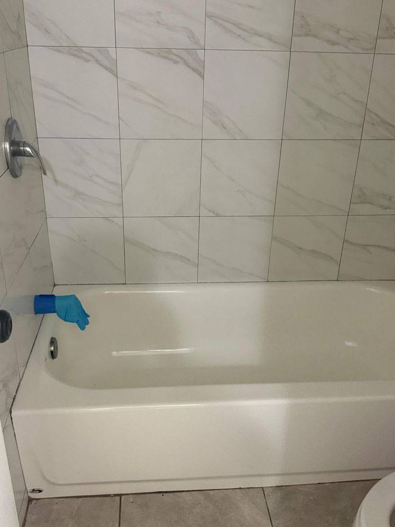 Apartment for rent at 7525 Sepulveda Blvd, Van Nuys, CA 91405