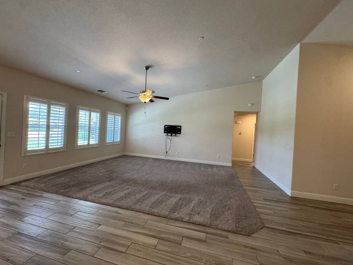 House for rent at 391 Maclure Ave, Madera, CA 93636