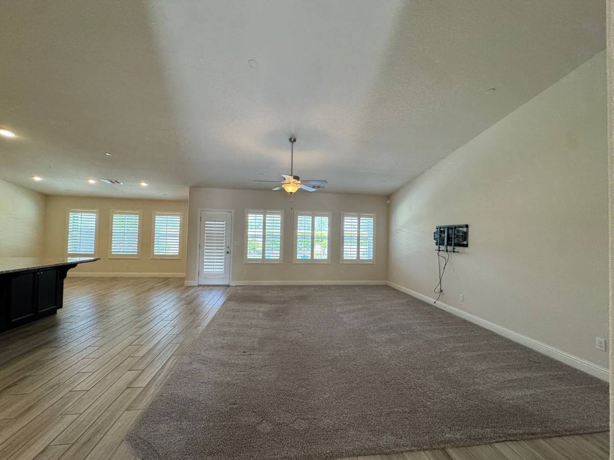 House for rent at 391 Maclure Ave, Madera, CA 93636
