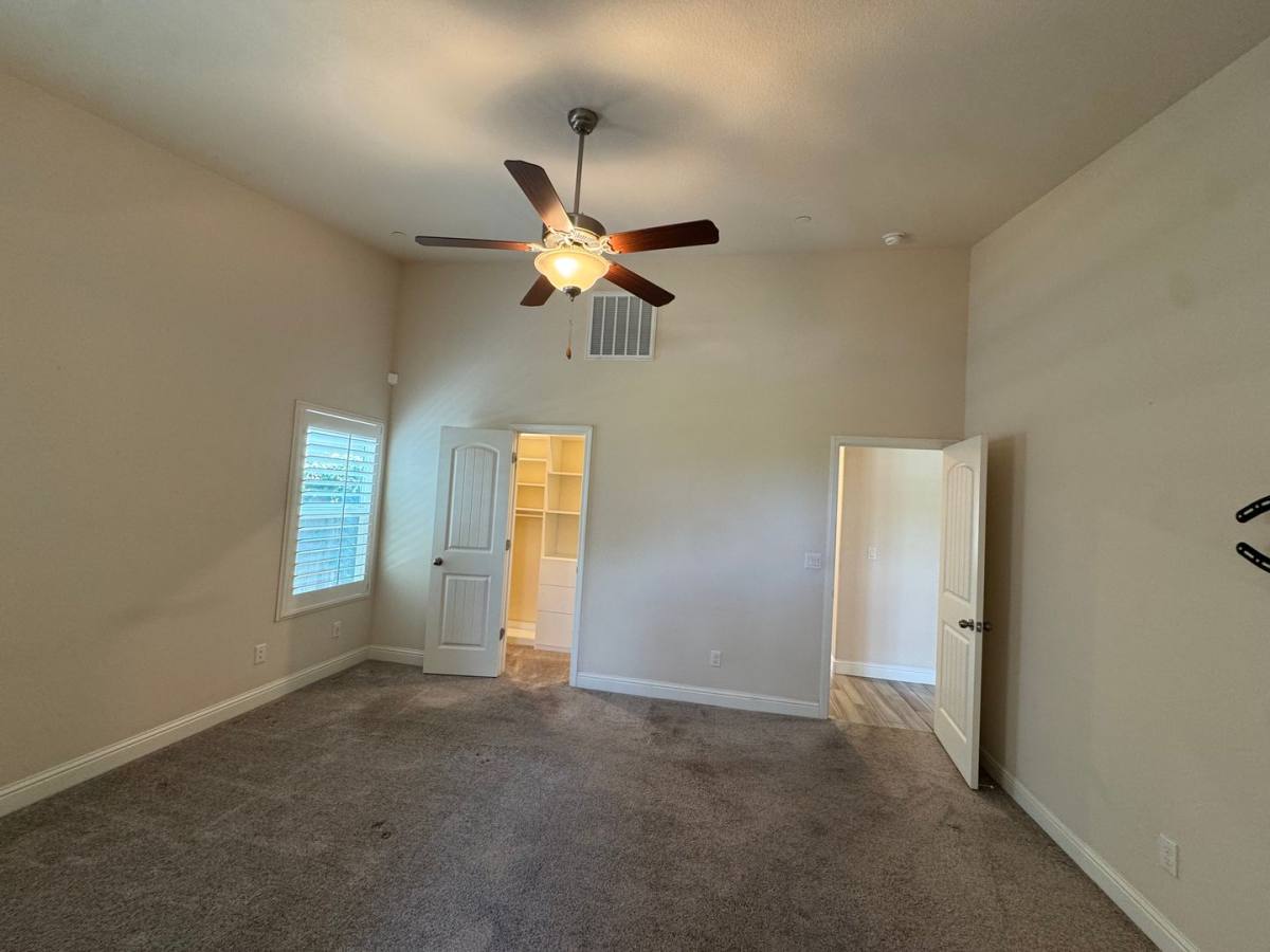 House for rent at 391 Maclure Ave, Madera, CA 93636