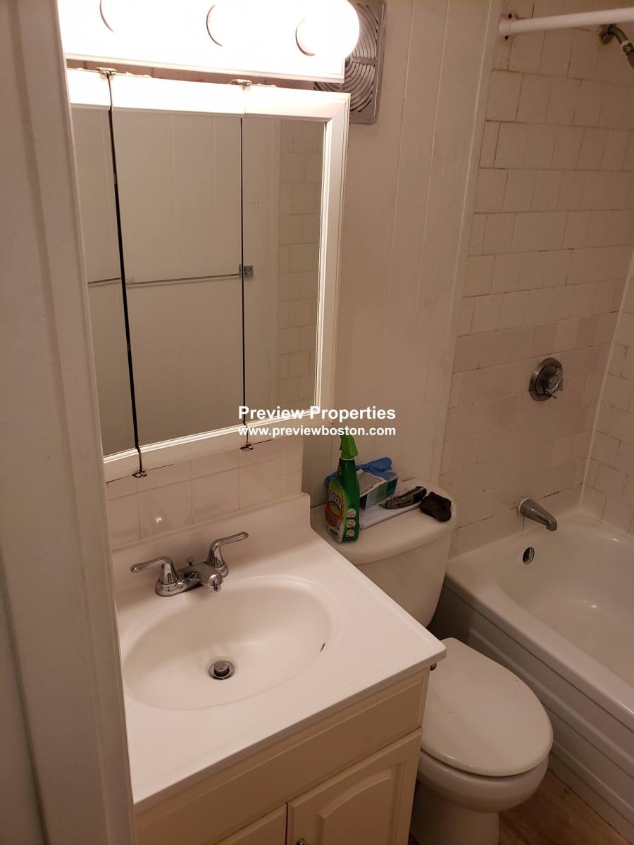Apartment for rent at 199 Strathmore #9P, Boston, MA 02115