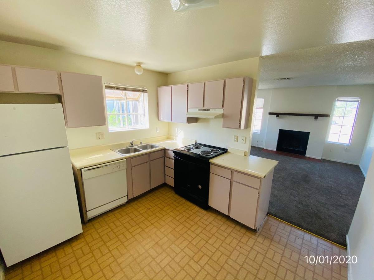 Apartment for rent at 917 Bridgewater St, Las Vegas, NV 89110