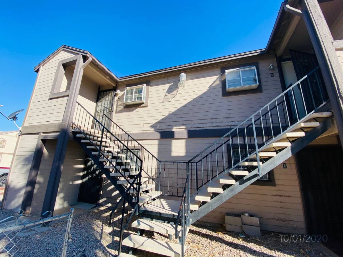 Apartment for rent at 917 Bridgewater St, Las Vegas, NV 89110