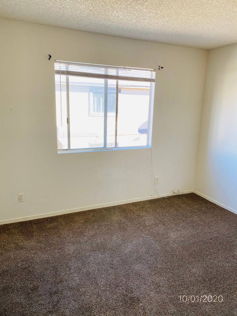 Apartment for rent at 917 Bridgewater St, Las Vegas, NV 89110