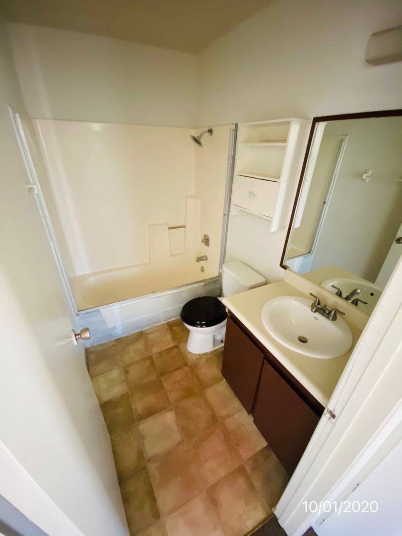 Apartment for rent at 917 Bridgewater St, Las Vegas, NV 89110