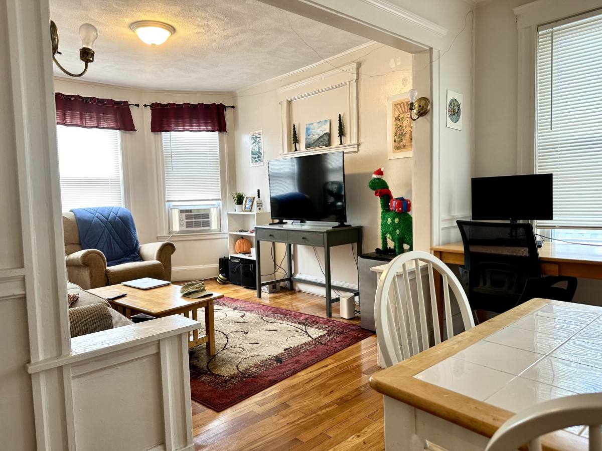 Apartment for rent at 223 Summer St #3L, Cambridge, MA 02141
