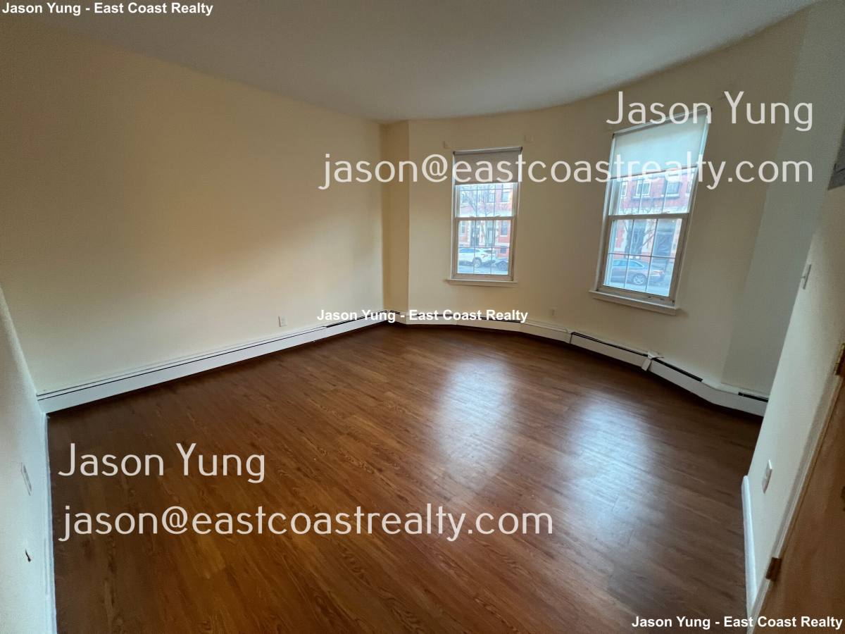 Apartment for rent at 40-82 S Huntington Ave #4, Jamaica Plain, MA 02130