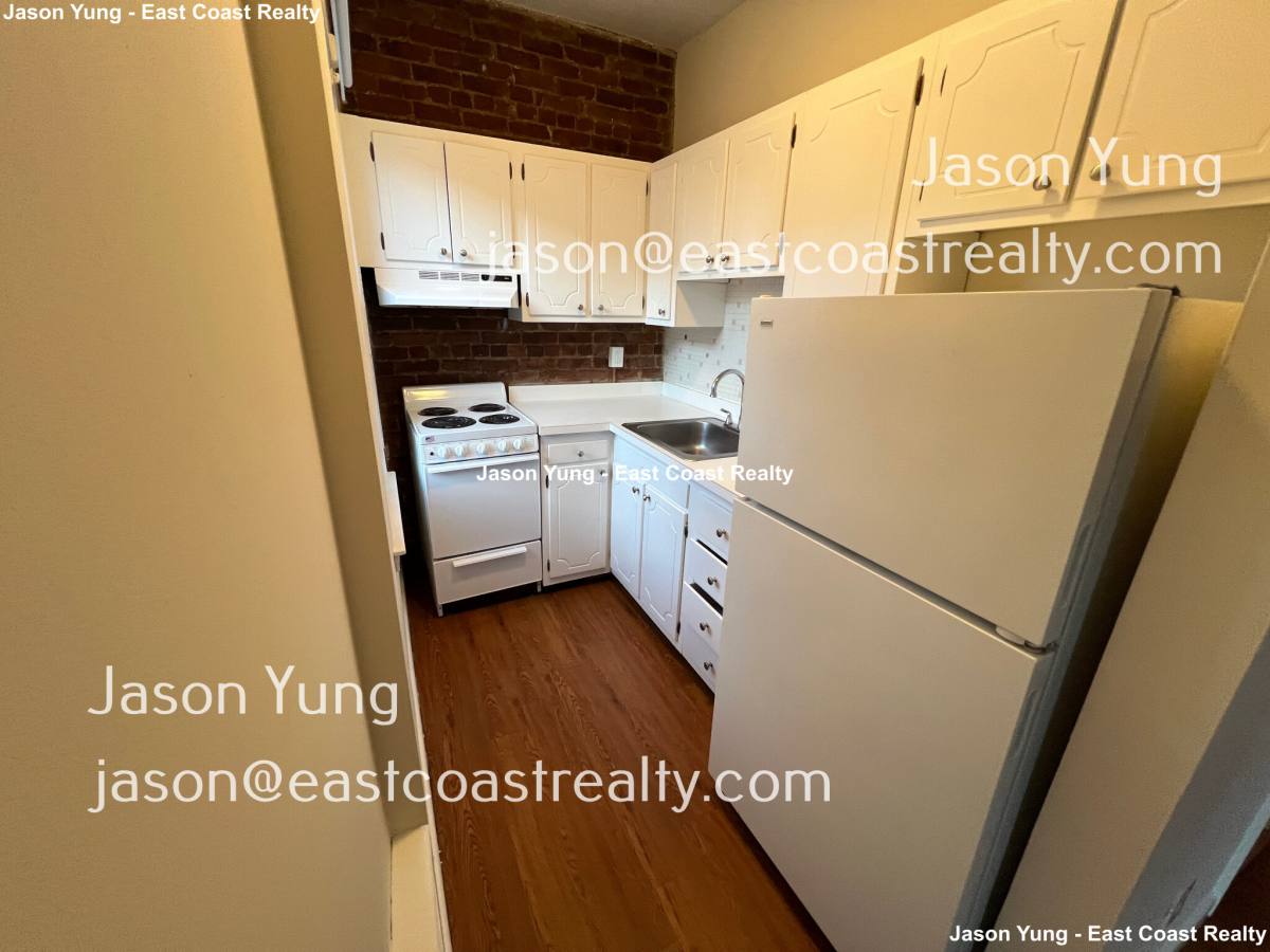 Apartment for rent at 40-82 S Huntington Ave #4, Jamaica Plain, MA 02130