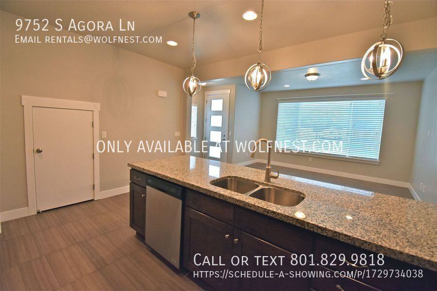 Townhouse for rent at 9752 S Agora Lane, South Jordan, UT 84095