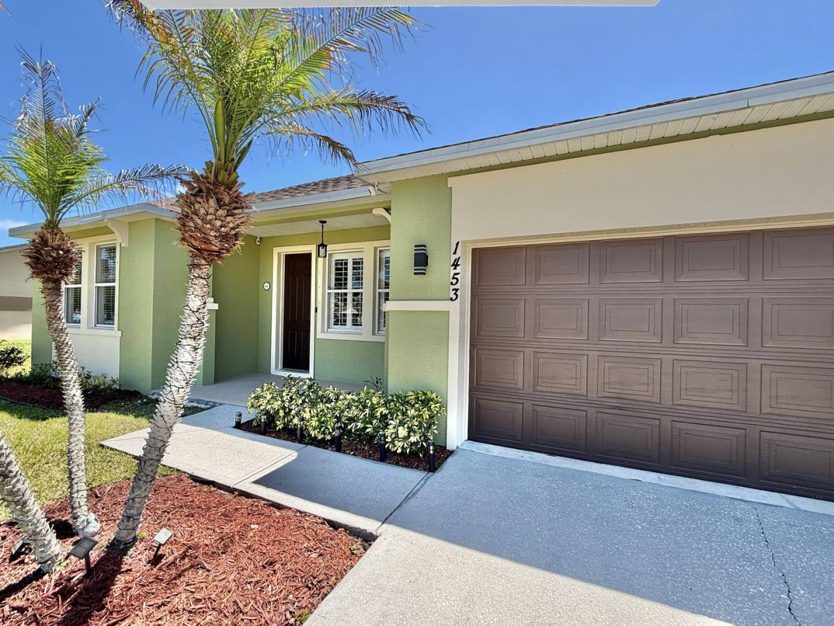 House for rent at 1453 Santa Anna St SE, Palm Bay, FL 32909