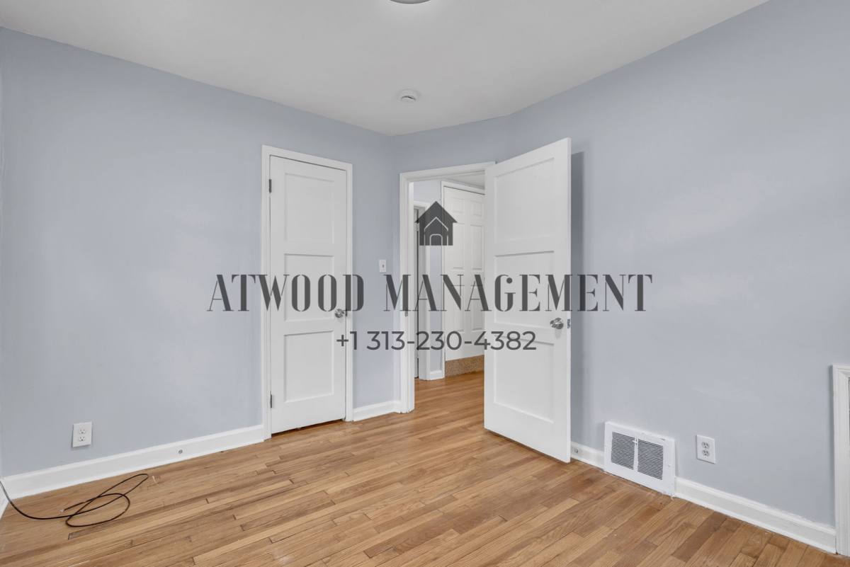 House for rent at 16291 Eastburn St, Detroit, MI 48205