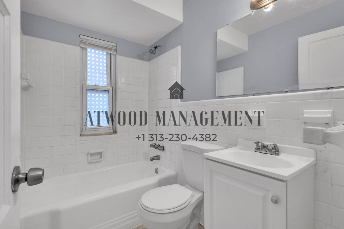House for rent at 16291 Eastburn St, Detroit, MI 48205