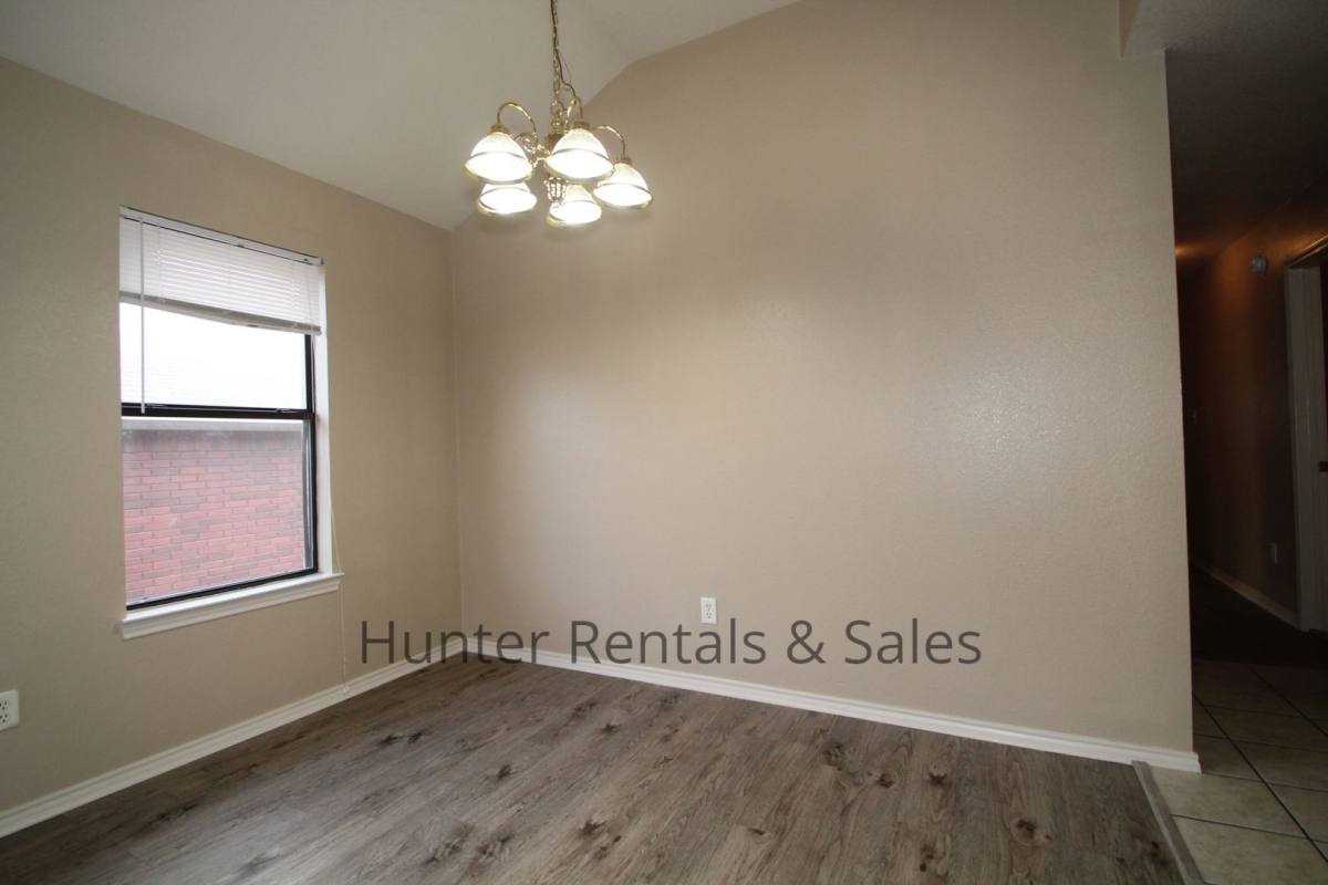 Townhouse for rent at 5006-A John David, Killeen, TX 76549
