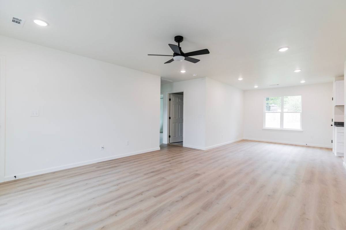 House for rent at 1802 S 14th Place, Rogers, AR 72756