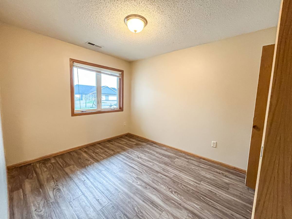 Townhouse for rent at 1627-D Gunston Dr, New Richmond, WI 54017