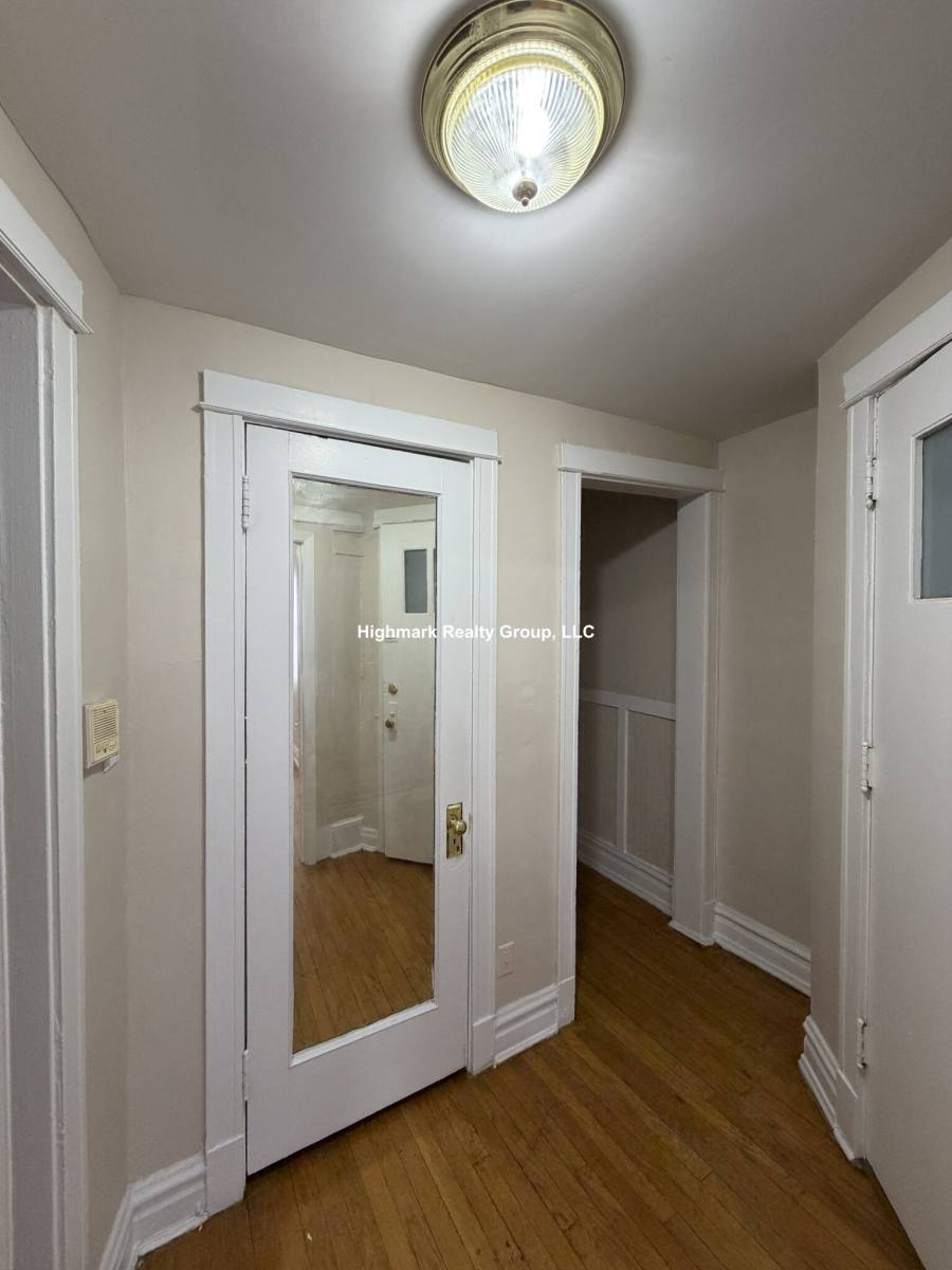 Apartment for rent at 7507 N Greenview Ave #3N, Chicago, IL 60626