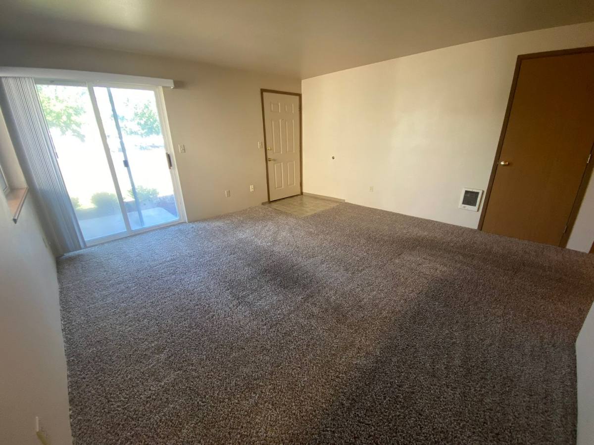 Apartment for rent at 804 E Juniper Ave, Ellensburg, WA 98926